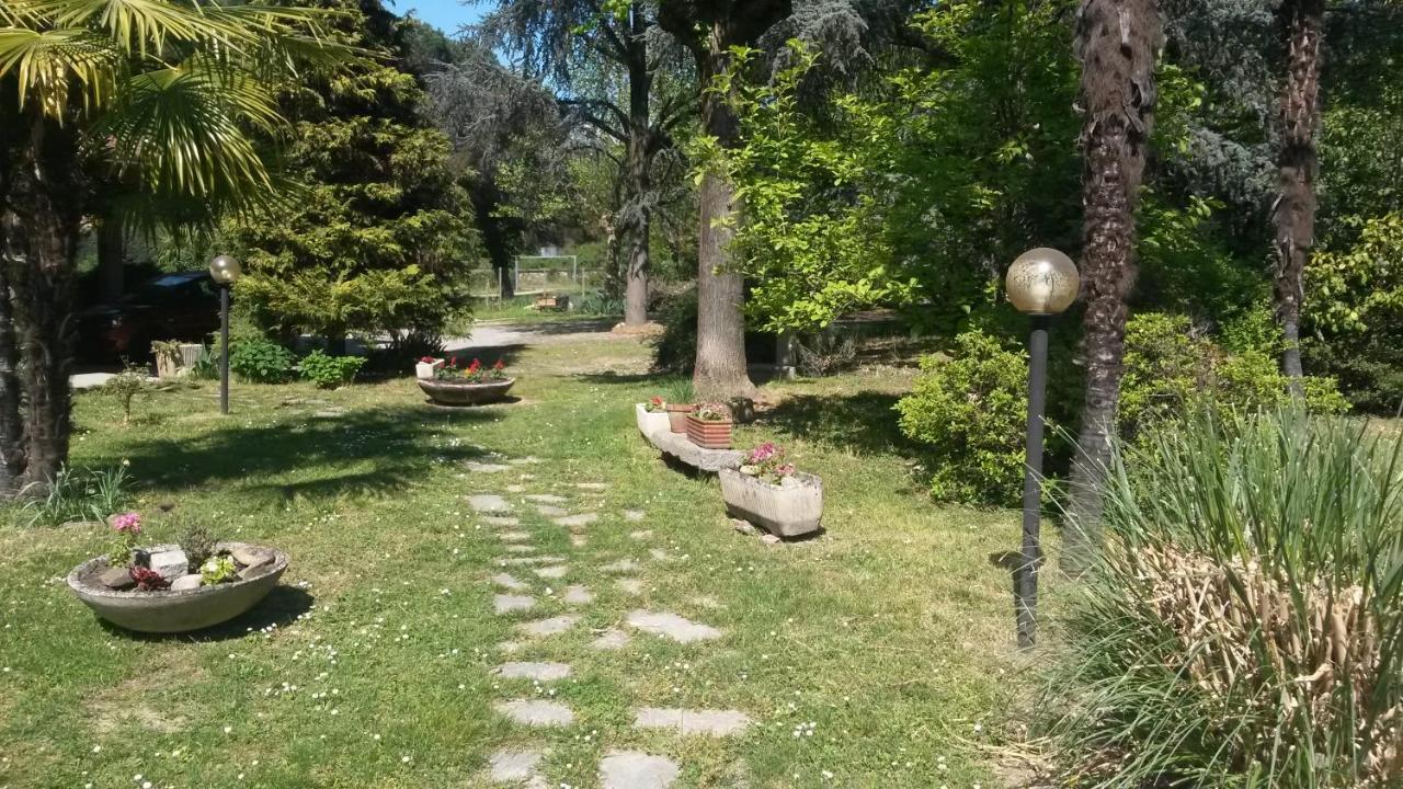 Appartamento Doppi Bagni Sei Posti Letto Viverone Exterior photo